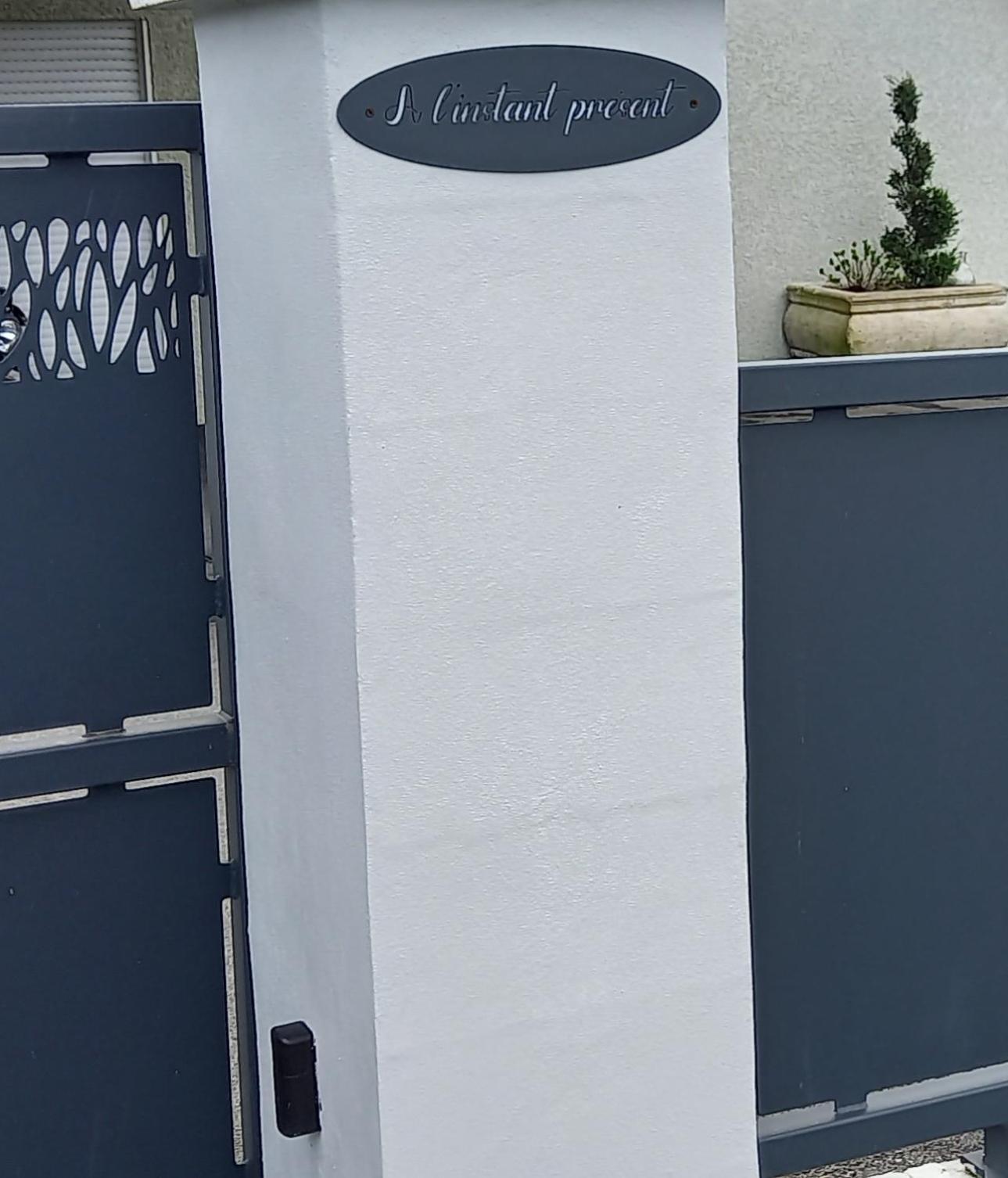 A L Instant Present Brison-Saint-Innocent Exterior foto